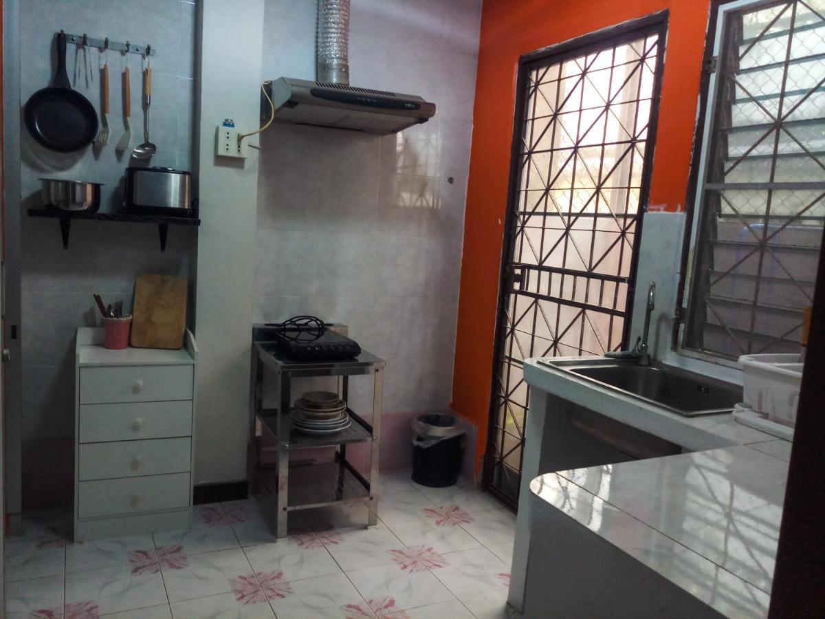 Kata Lina Guesthouse ภายนอก รูปภาพ