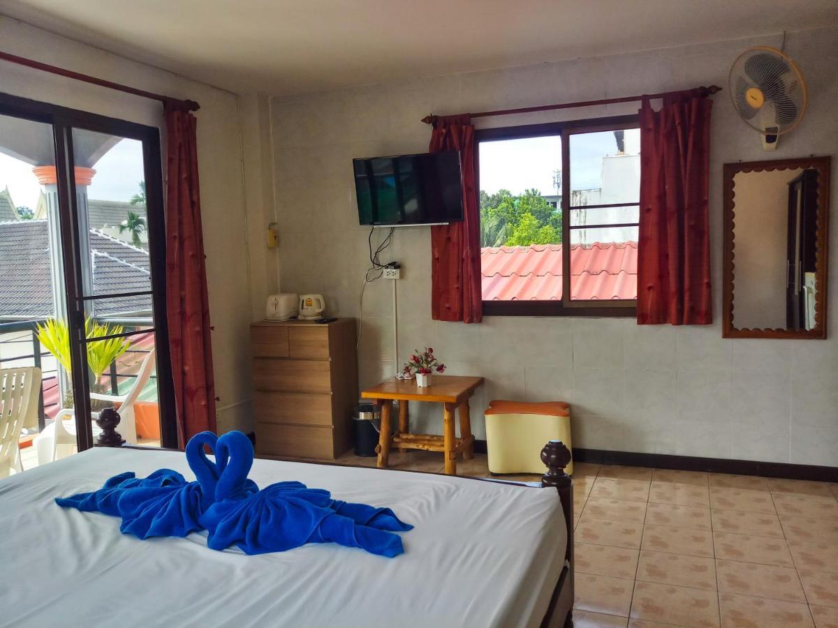 Kata Lina Guesthouse ภายนอก รูปภาพ