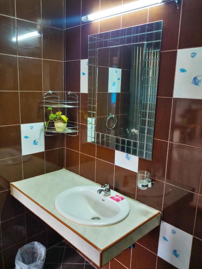 Kata Lina Guesthouse ภายนอก รูปภาพ
