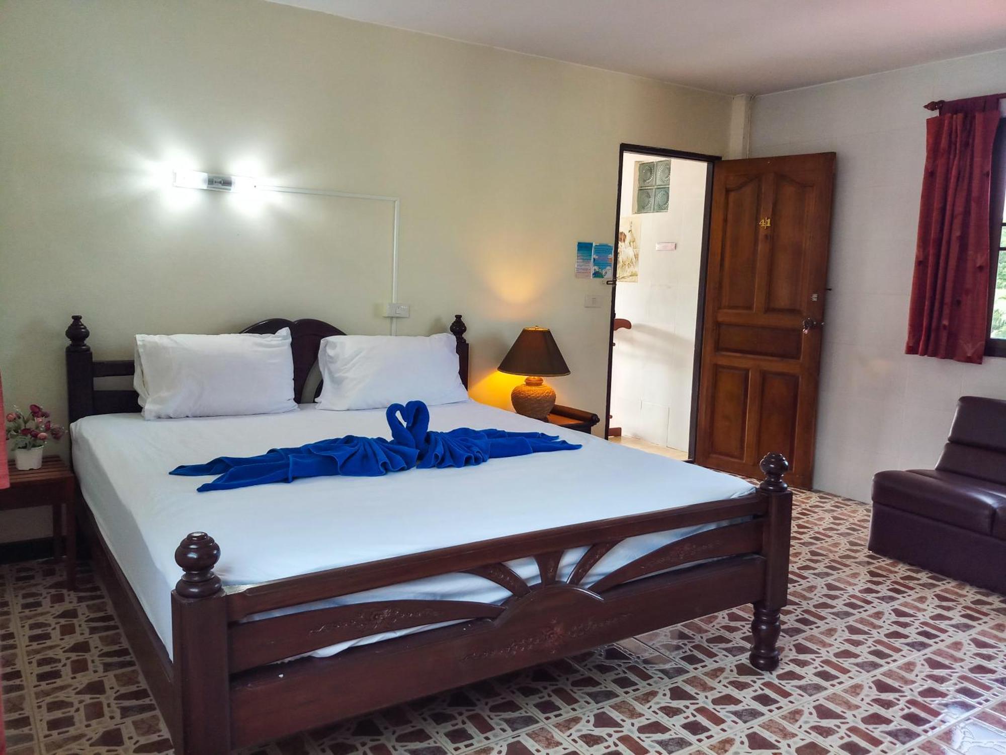 Kata Lina Guesthouse ภายนอก รูปภาพ