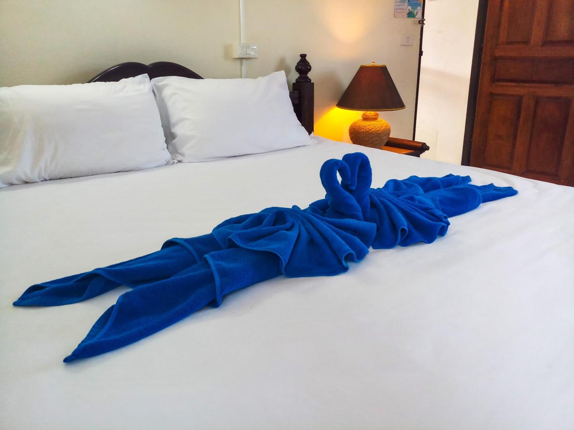 Kata Lina Guesthouse ภายนอก รูปภาพ