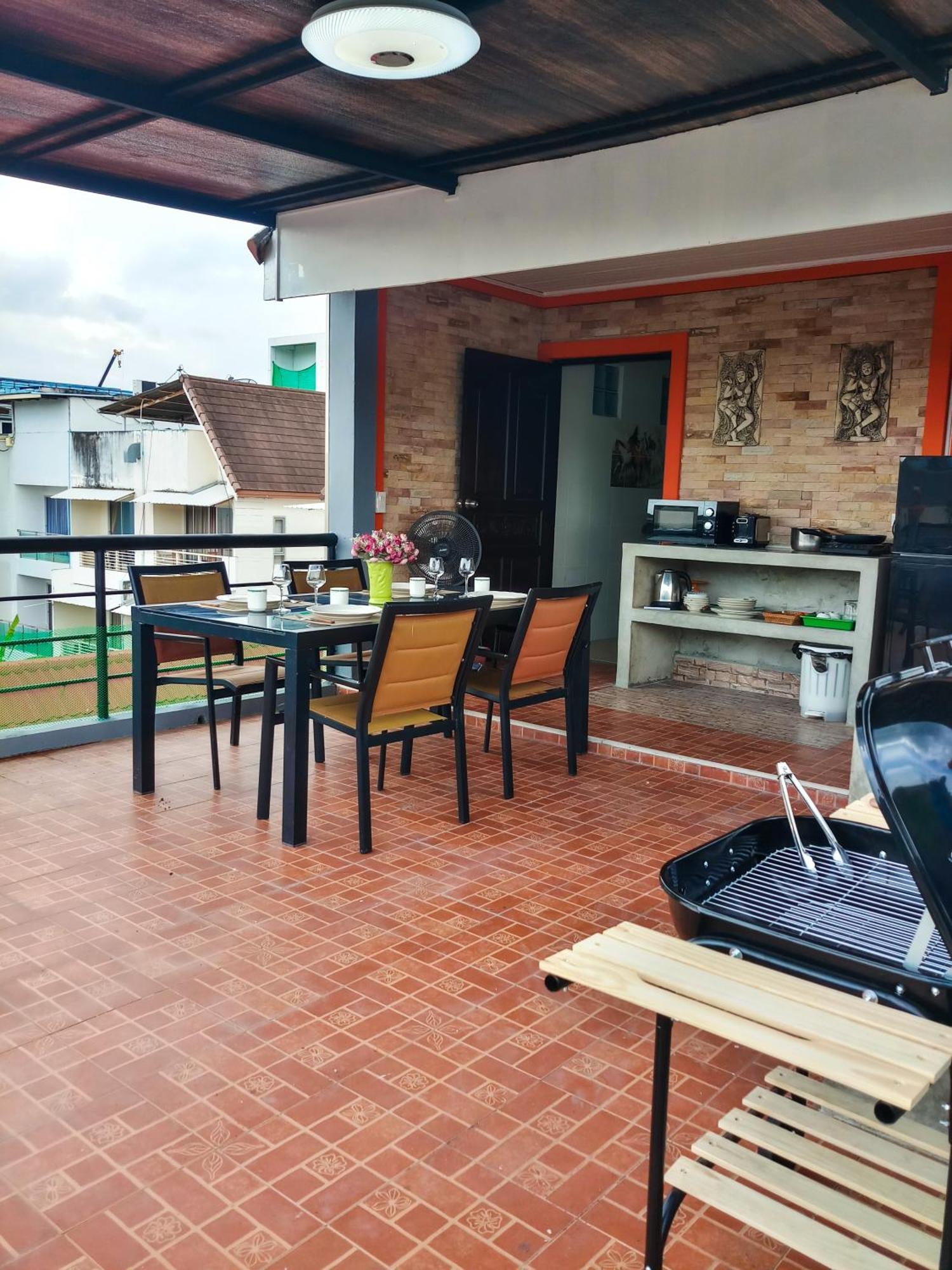 Kata Lina Guesthouse ภายนอก รูปภาพ