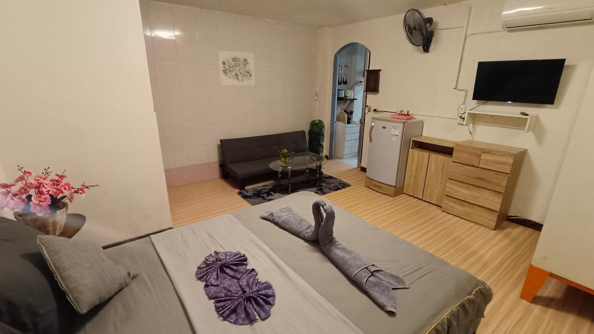Kata Lina Guesthouse ภายนอก รูปภาพ
